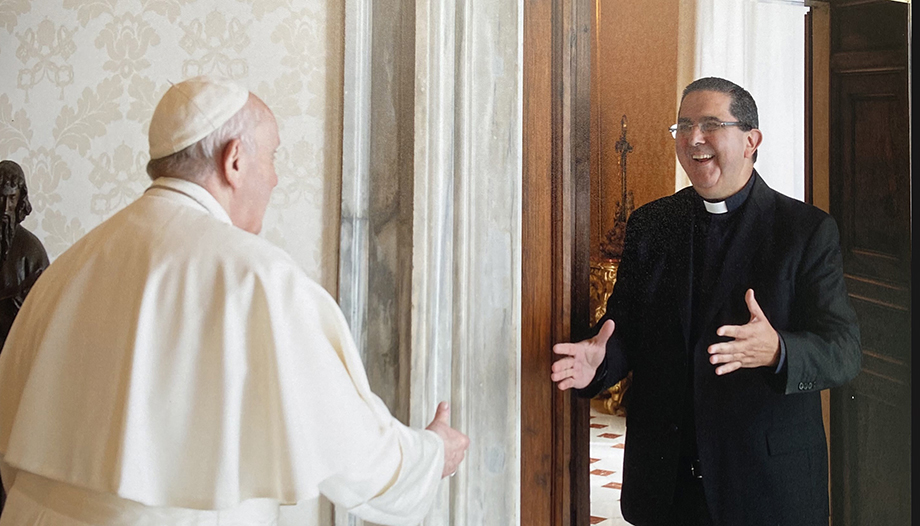 papież franciszek urrestarazu