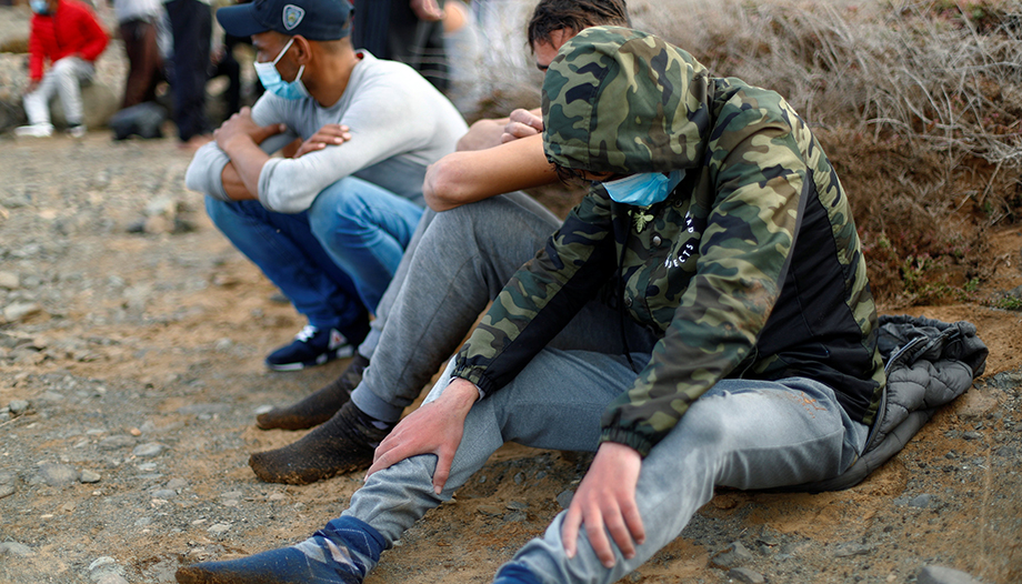 migrants