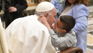 Deficiência auditiva do Papa