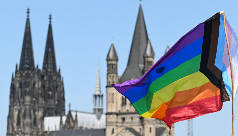 Église homosexualité